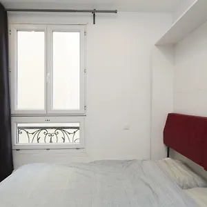 Studette De Charme Neuve Proche Invalides Appartement Paris